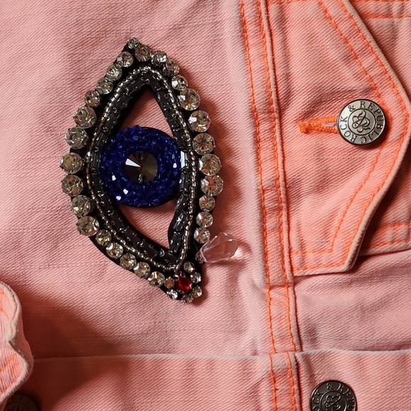 Hamsa Peach Vest - Picture 4 of 7